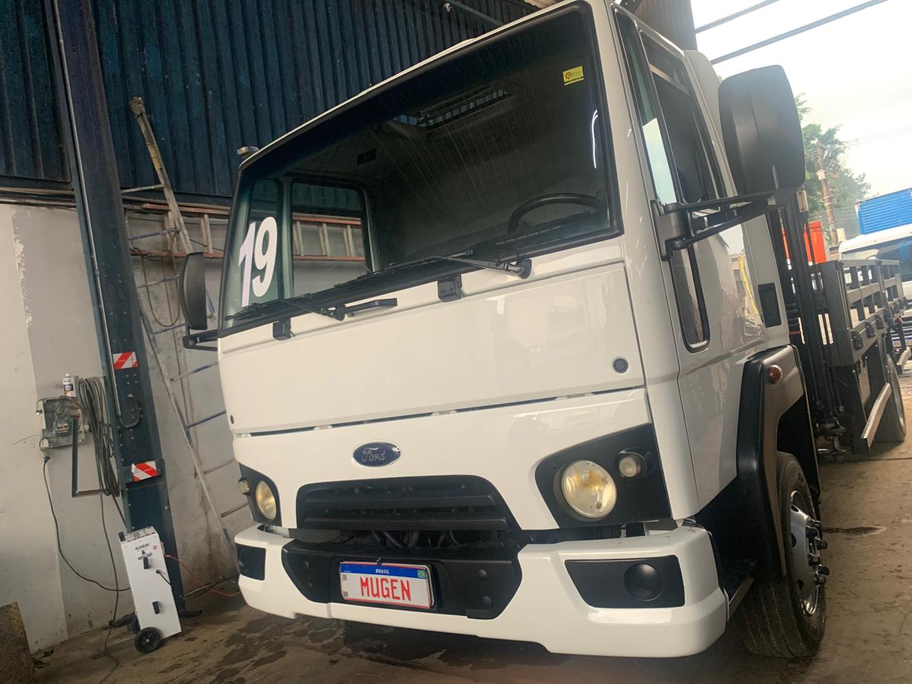 FORD CARGO 1119 COM CARROCERIA E MUNCK BRANCA - 2019/2019 - foto 1