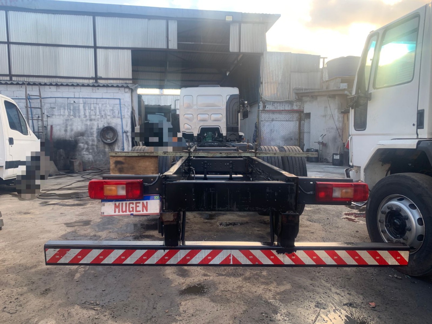 Volvo VM270  CINZA - 2021/2021 - foto 4