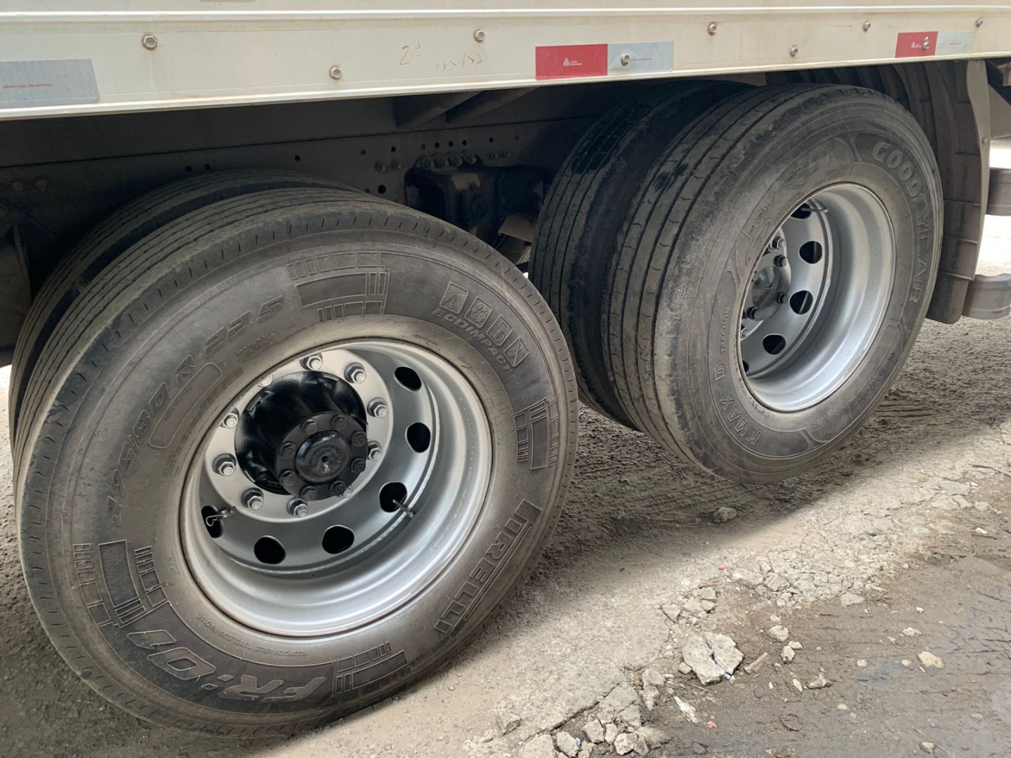 MERCEDES BENZ Atego 2426 COM BAÚ BRANCA - 2020/2021 - foto 6