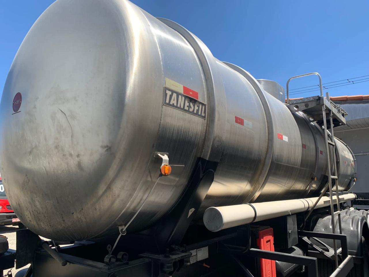 VOLKSWAGEN 24.280 LEITO TETO ALTO COM TANQUE BRANCA - 2016/2016 - foto 4