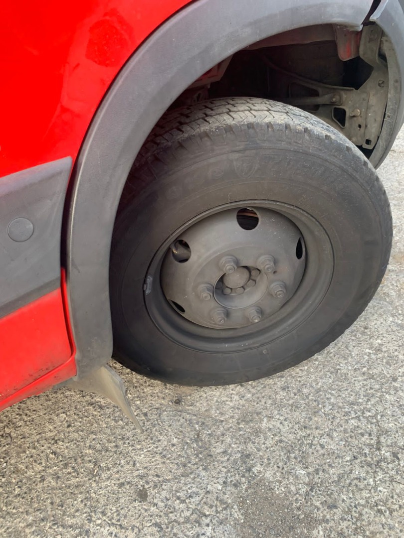 IVECO DAILY 35S14 COM BAÚ VERMELHA - 2011/2011 - foto 6