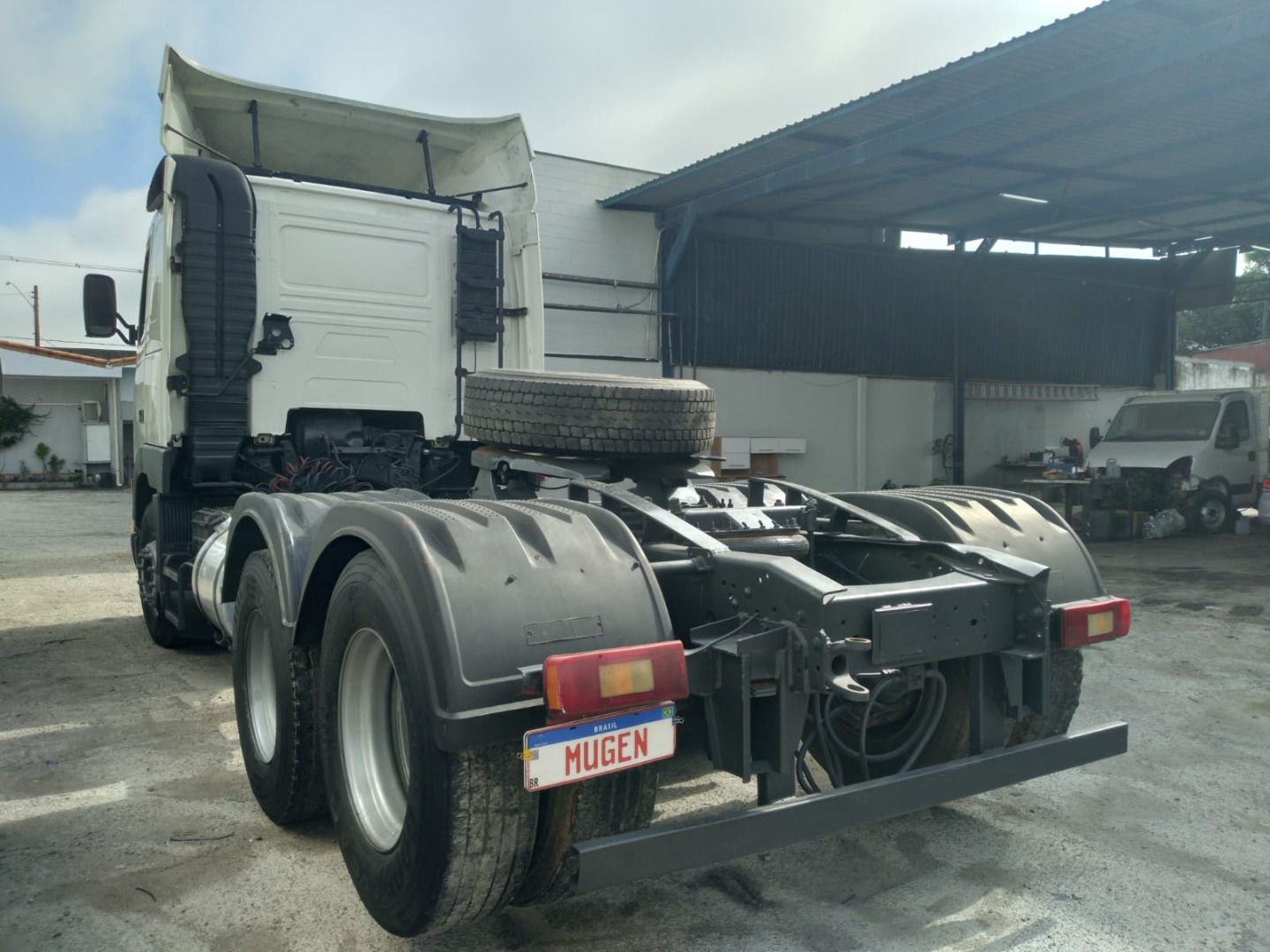 Volvo FH12 380 TETO BAIXO BRANCA - 2001/2001 - foto 3