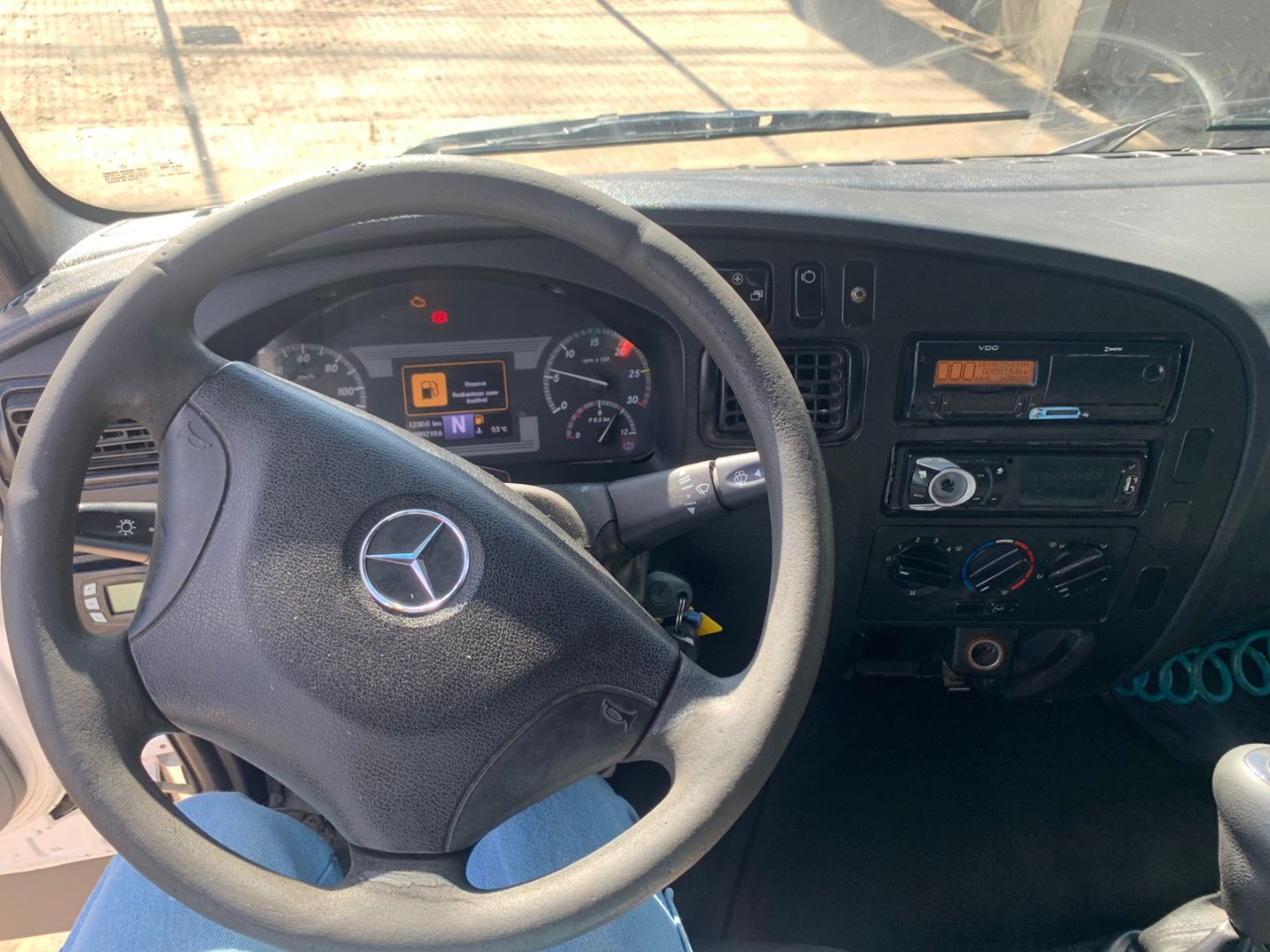 MERCEDES BENZ ACCELO 1016 COM BAÚ FRIGORÍFICO BRANCA - 2017/2018 - foto 9