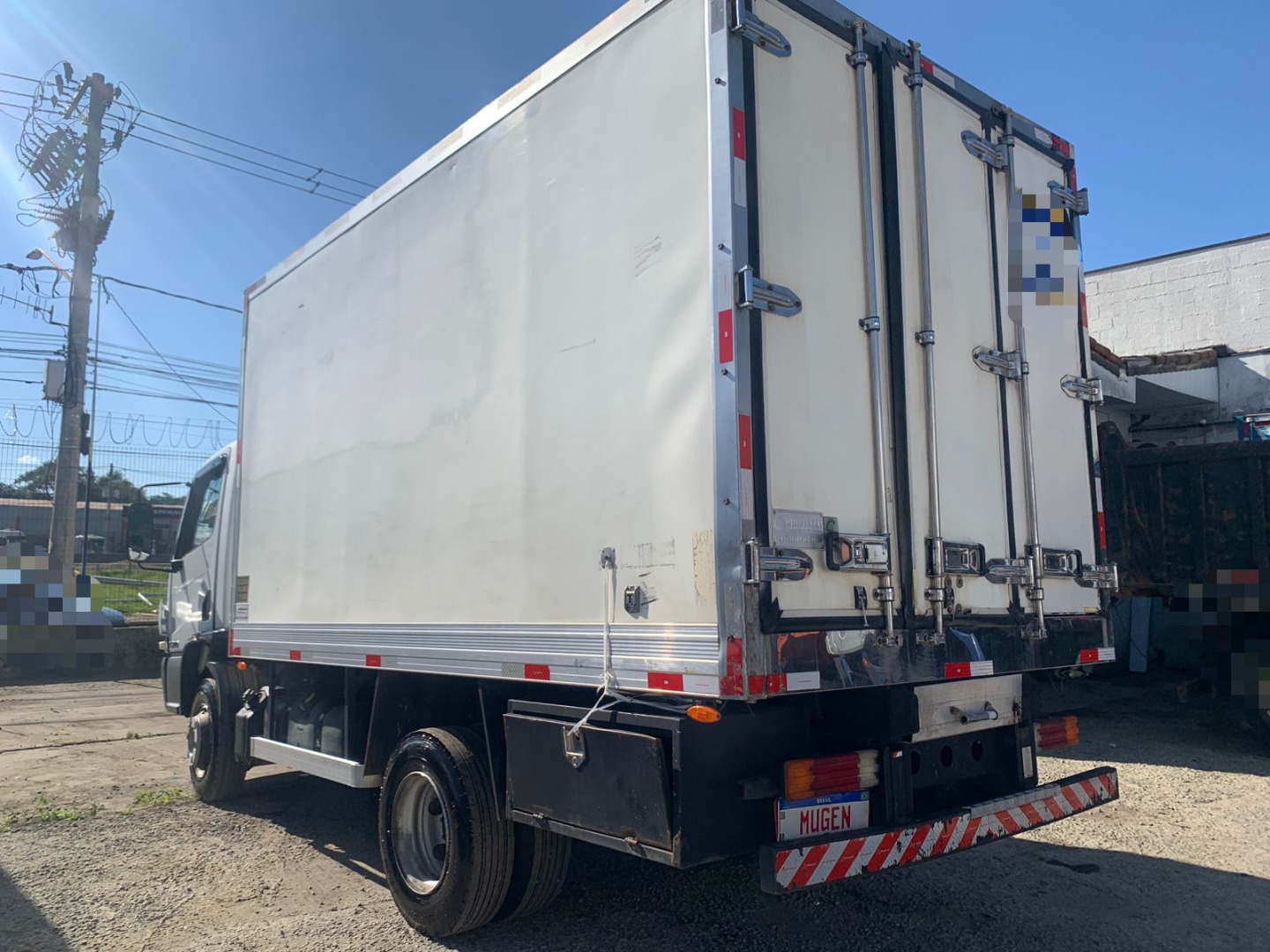 MERCEDES BENZ ACCELO 1016 COM BAÚ FRIGORÍFICO BRANCA - 2017/2018 - foto 3