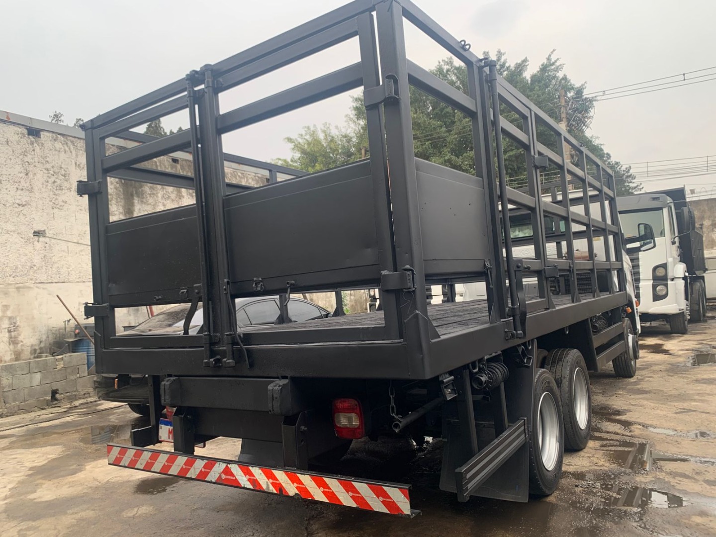 VOLKSWAGEN 13.180 6X2 COM GAIOLA DE GÁS BRANCA - 2019/2020 - foto 5