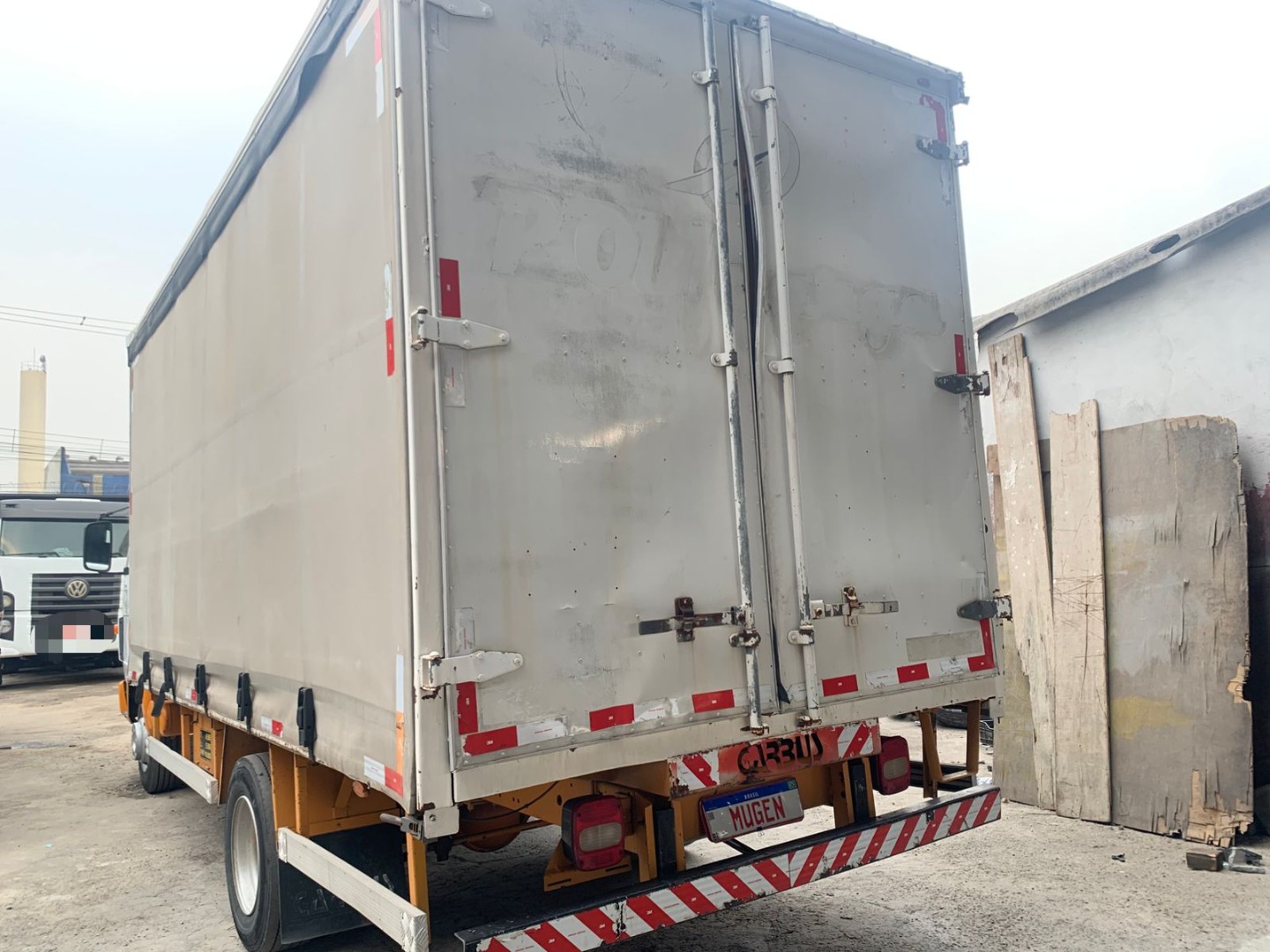 VOLKSWAGEN 10.160 DELIVERY COM BAÚ SIDER BRANCA - 2015/2016 - foto 5