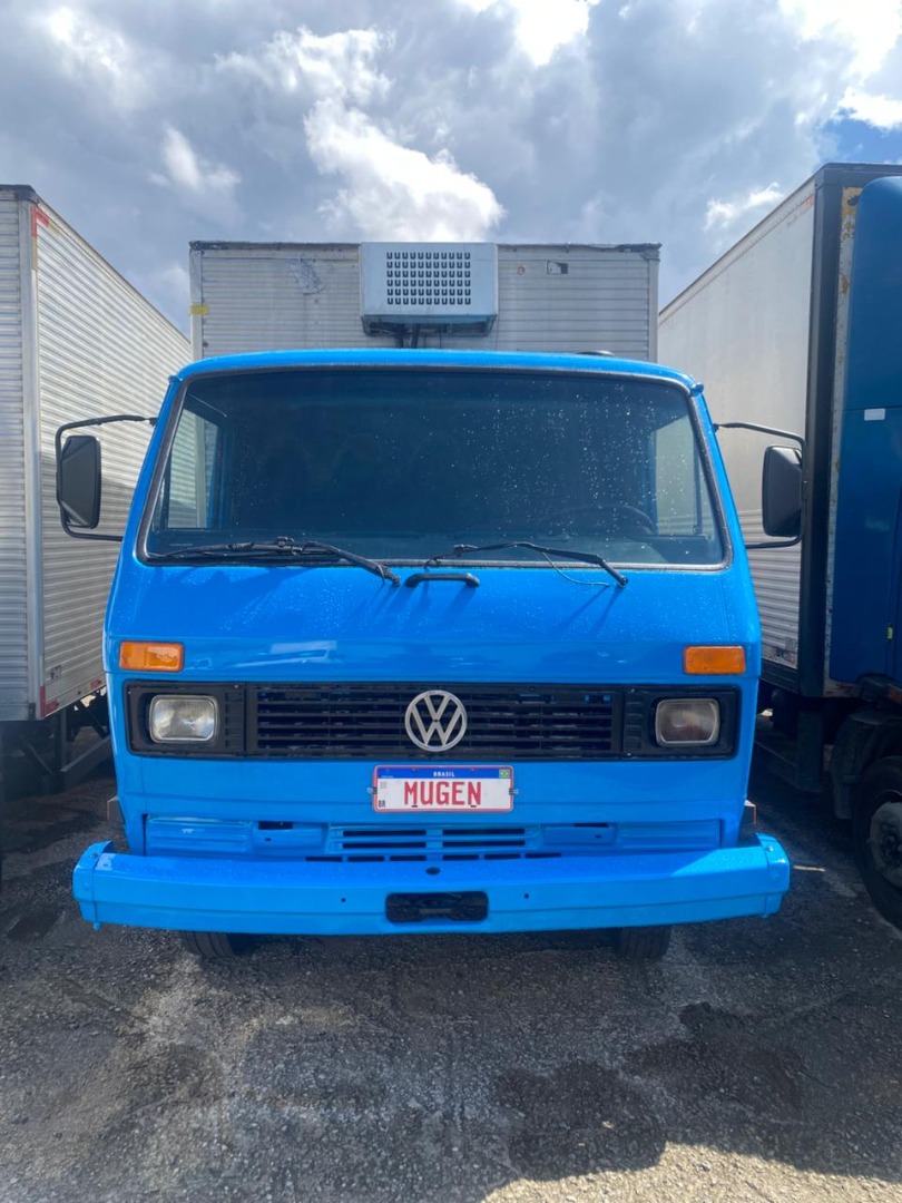 VOLKSWAGEN 6.90 COM BAÚ FRIGORÍFICO AZUL - 1987/1987 - foto 1