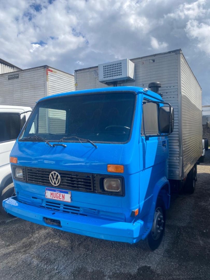 VOLKSWAGEN 6.90 COM BAÚ FRIGORÍFICO AZUL - 1987/1987 - foto 3