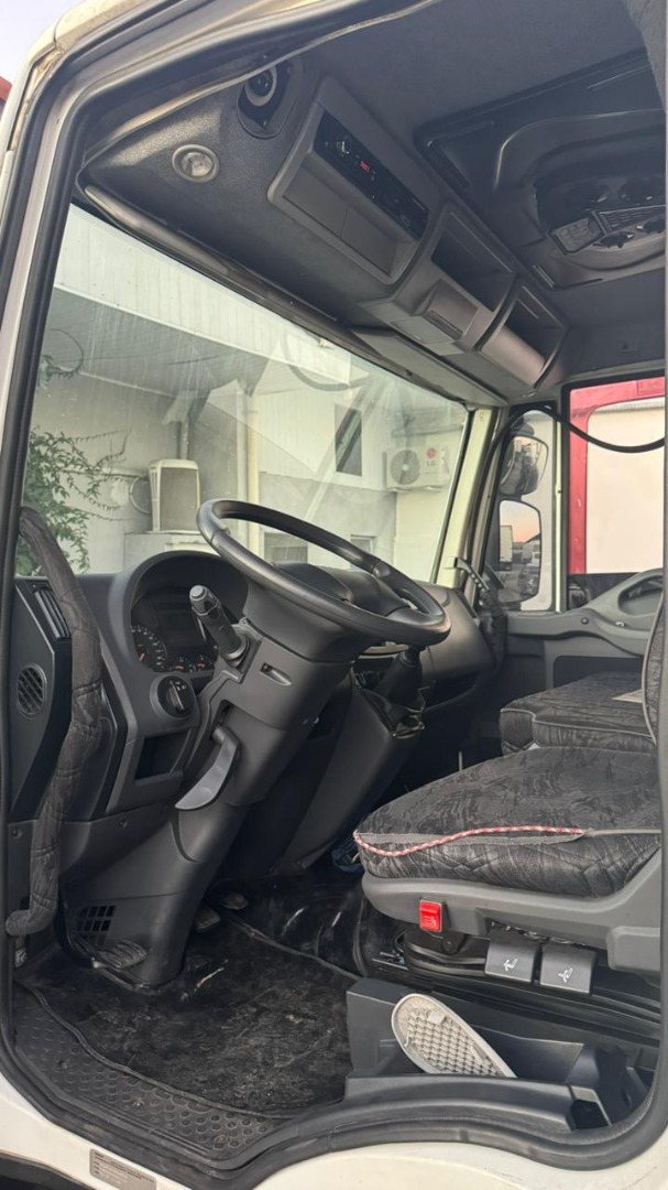 IVECO TECTOR 11.190 NO CHASSI BRANCO - 2021/2022 - foto 6