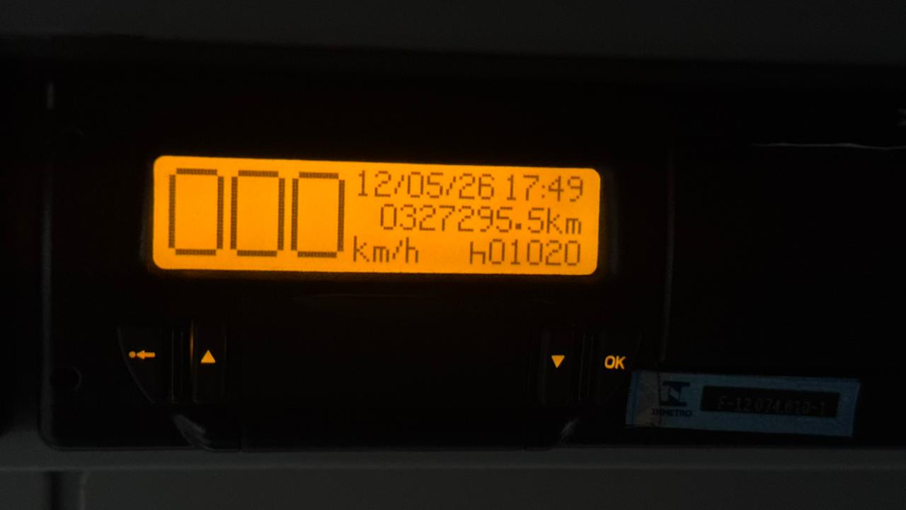 IVECO TECTOR 11.190 NO CHASSI BRANCO - 2021/2022 - foto 9