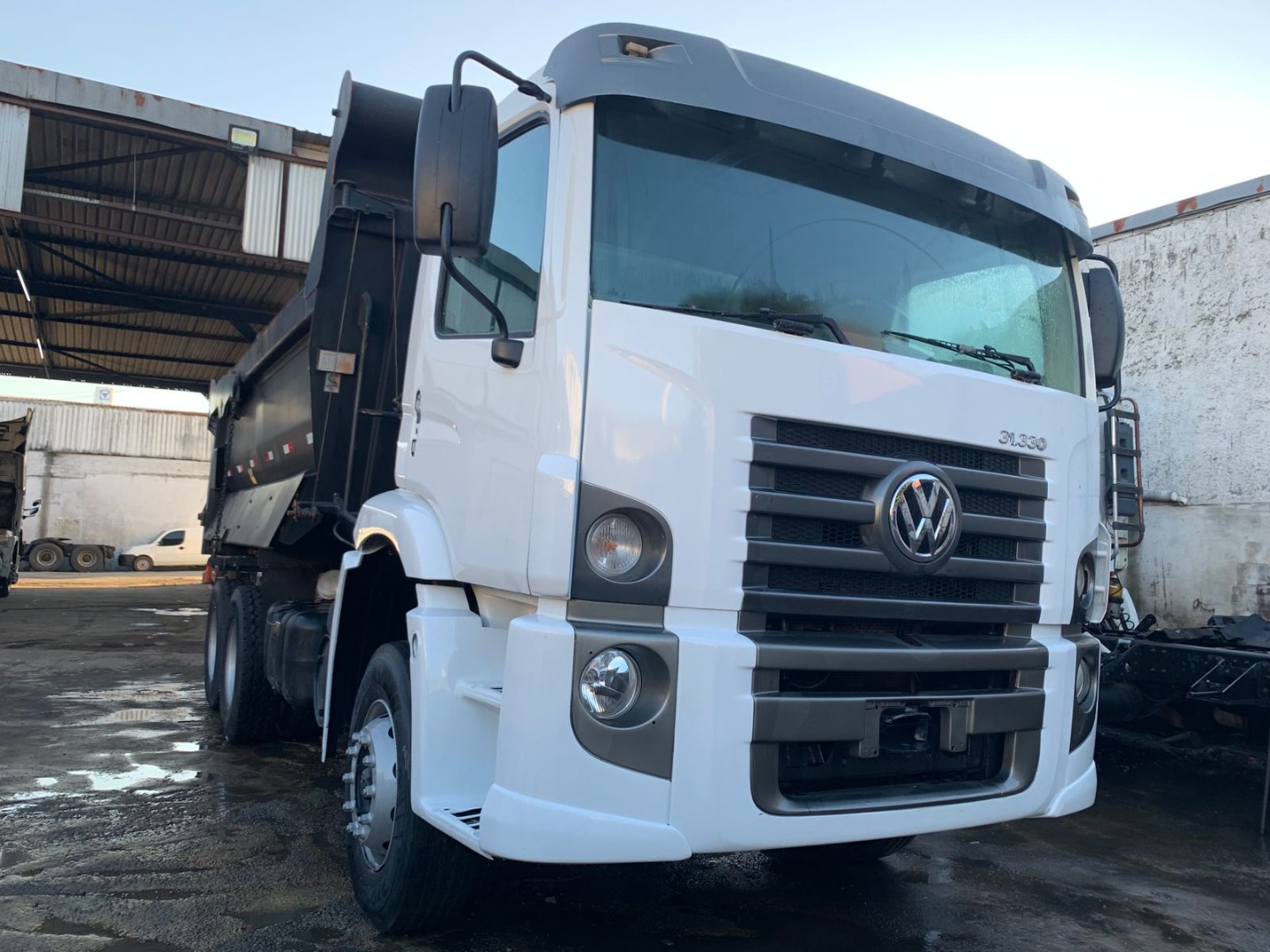 VOLKSWAGEN 31.330 BASCULANTE BRANCA - 2013/2013 - foto 3