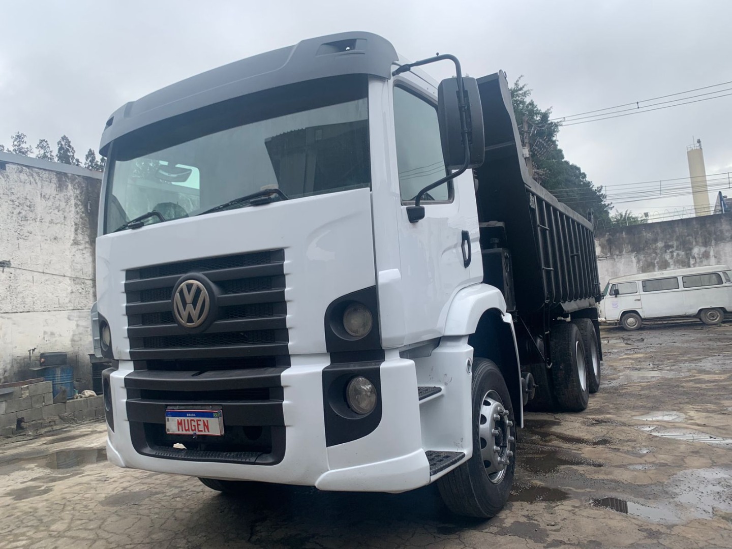 VOLKSWAGEN 31.280  CAÇAMBA BASCULANTE BRANCA - 2015/2015 - foto 2