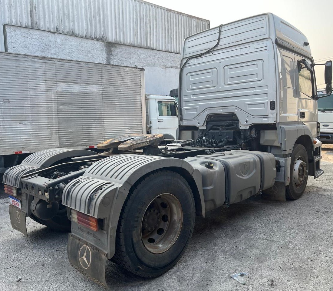 MERCEDES BENZ AXOR 1933 TETO ALTO PRATA - 2017/2018 - foto 5