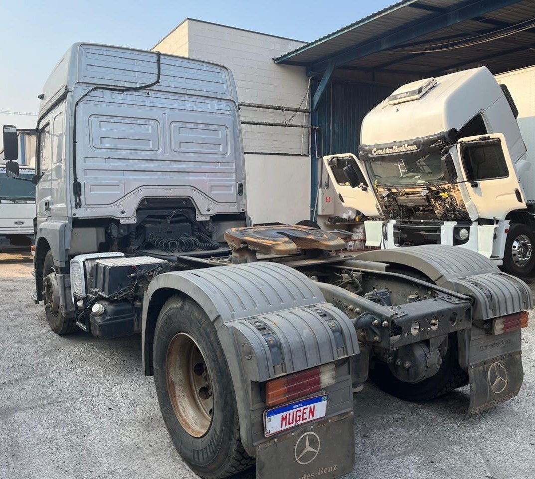 MERCEDES BENZ AXOR 1933 TETO ALTO PRATA - 2017/2018 - foto 6