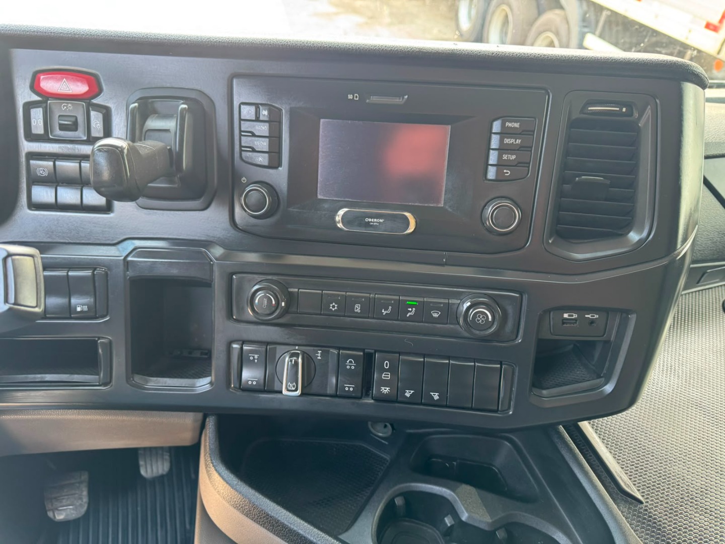 SCANIA P 250 BAÚ ALUMÍNIO 8,50 M BRANCA - 2020/2021 - foto 7